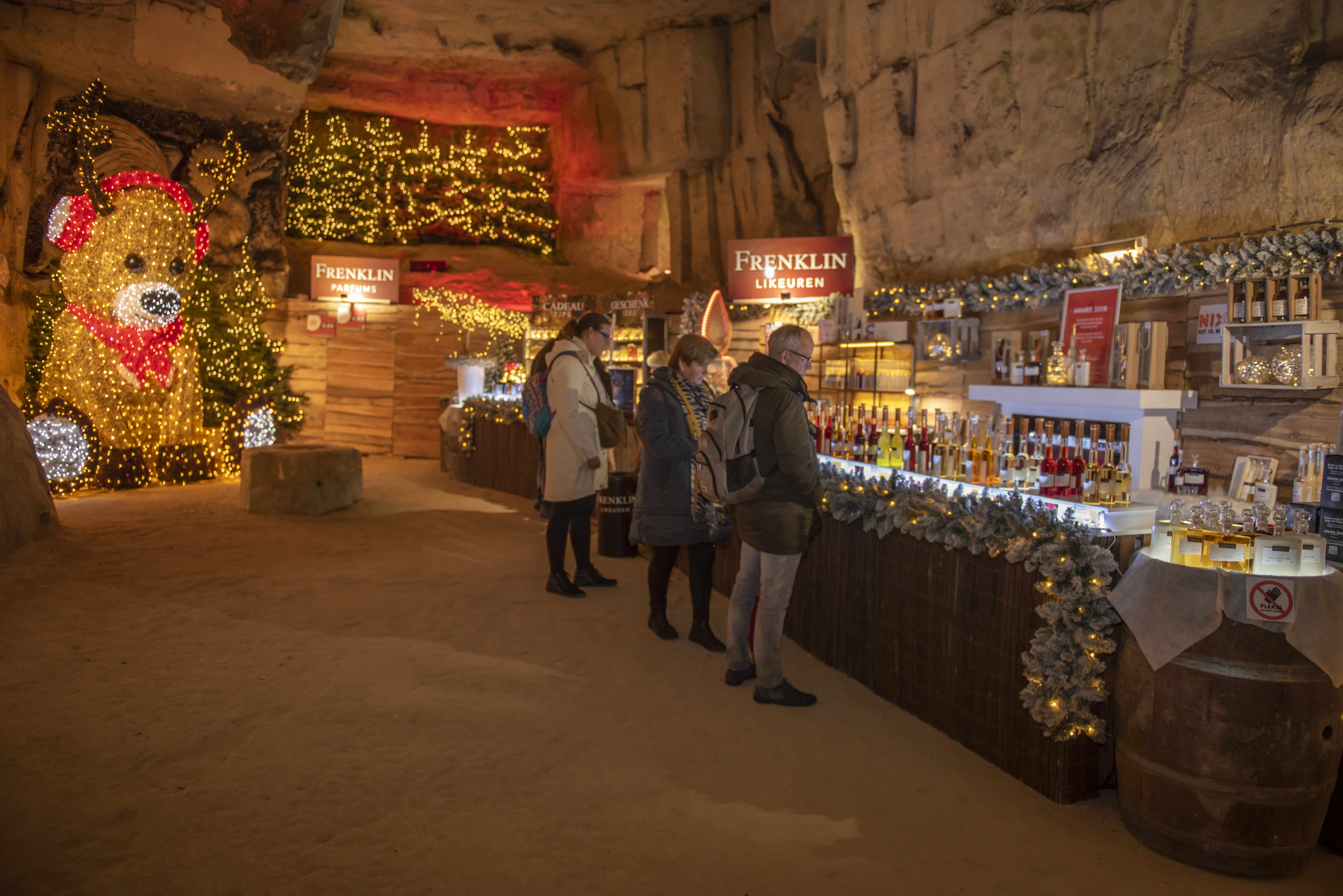 Christmas Market Municipal Cave